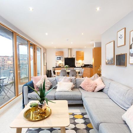 Cartier House At The Leeds Dock Apartment Екстериор снимка